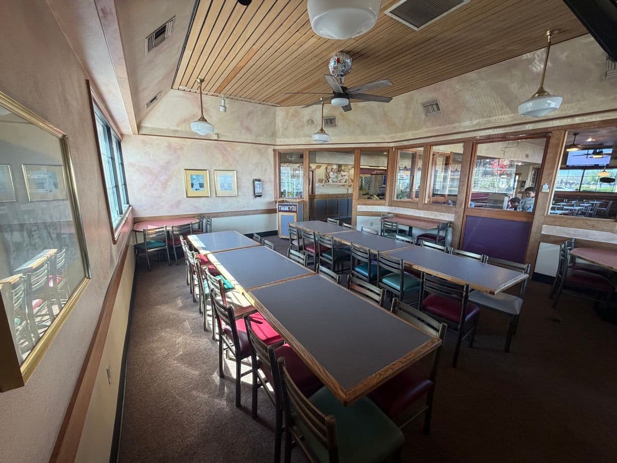 Banquet room at Eddie's Pizza Hammer Lane